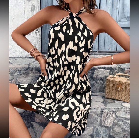 ❣️LAST CHANCE❣️NWT Leopard Print Sexy Halter Sun Dress. - Picture 7 of 12